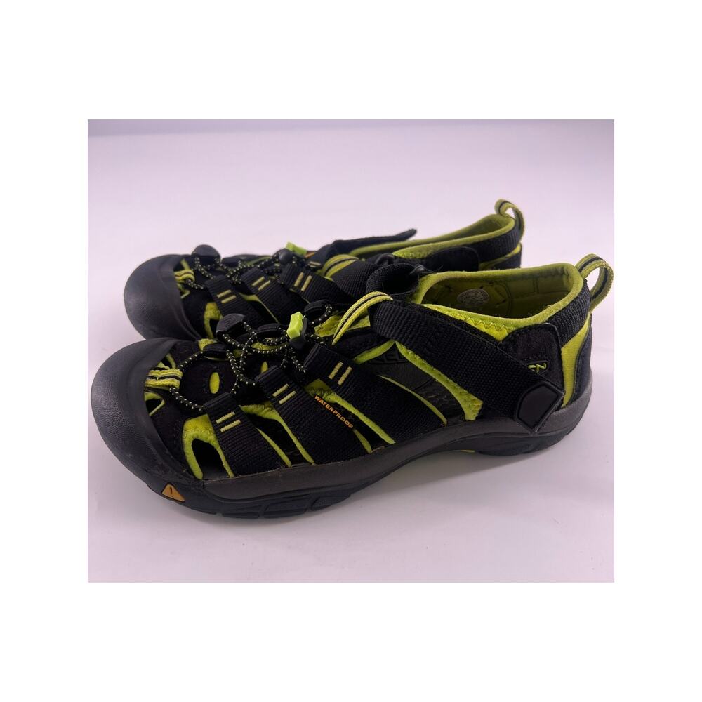 Keen Newport H2 Sandals Womens Size 5 Black Green Slip On Outdoors Hiking Sport